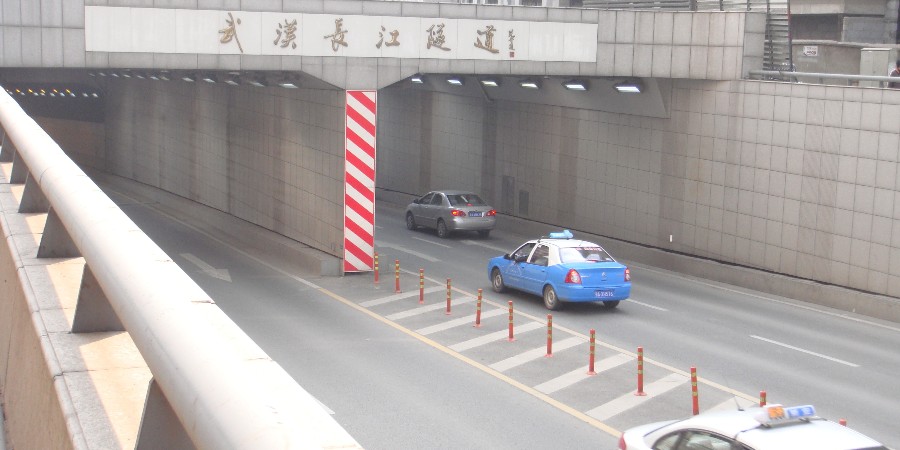 詹天佑獎(jiǎng)項(xiàng)目、SMW工法：武漢長江隧道