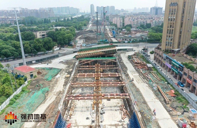 預(yù)應(yīng)力魚腹式基坑鋼支撐
